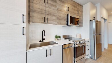 Signalmen in Denver, CO - Foto de edificio - Building Photo