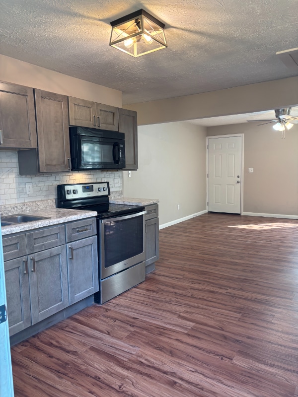 235 Hillside Rd in Oak Ridge, TN - Building Photo - Building Photo