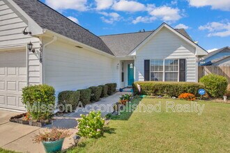 3918 Red Oak Dr in Fayetteville, NC - Building Photo - Building Photo