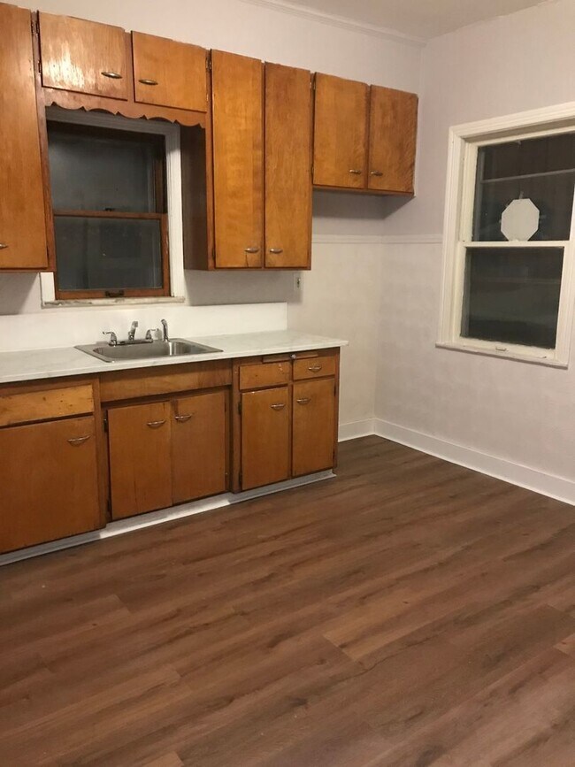 959 Rondel Rd in Cleveland, OH - Building Photo - Building Photo