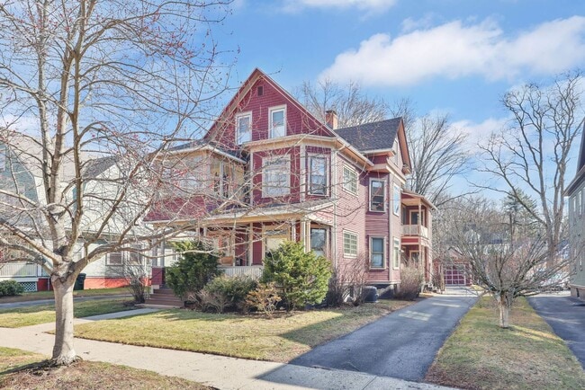 65 Firglade Ave in Springfield, MA - Building Photo - Building Photo