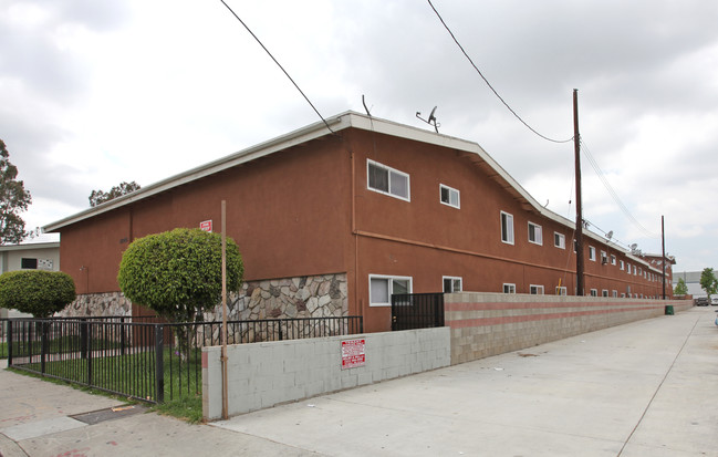 1353 S Greenwood Ave in Montebello, CA - Building Photo - Building Photo