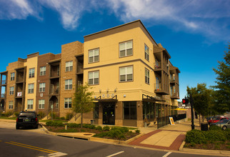 District Lofts in Tuscaloosa, AL - Building Photo - Building Photo