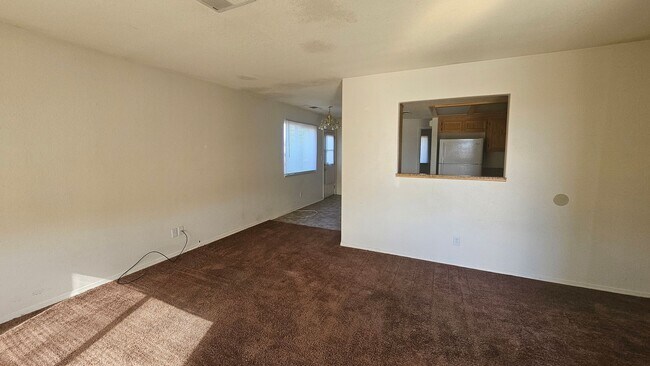 21412 Corwin St-Unit -Apt A in California City, CA - Building Photo - Building Photo