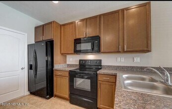 2763 Hollybrook Ln in Orange Park, FL - Building Photo - Building Photo