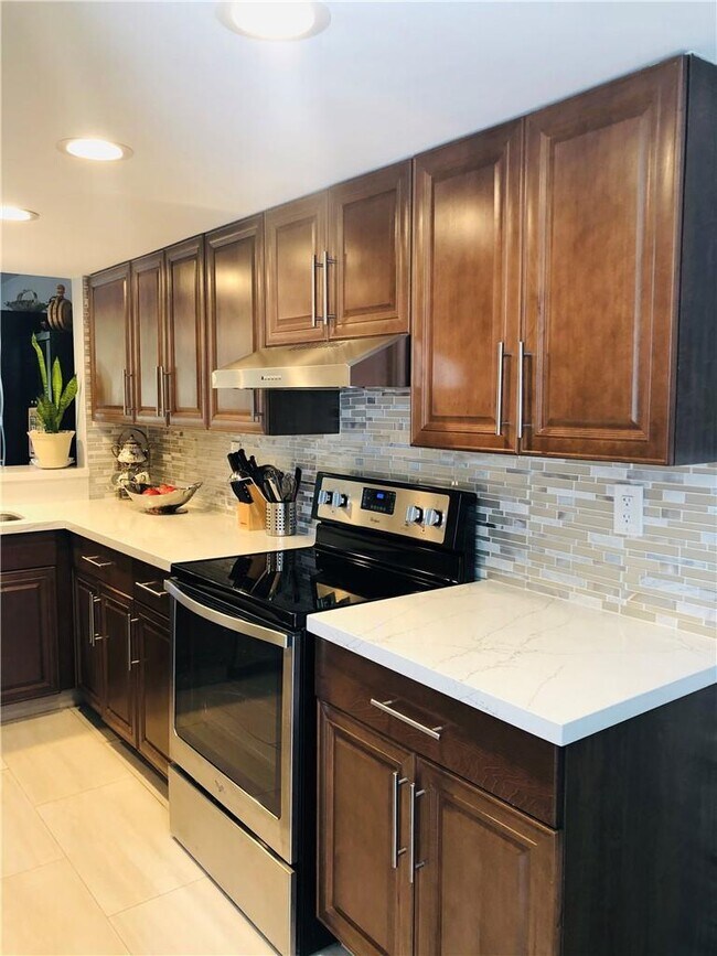 2901 SW 87th Ave, Unit 606 in Davie, FL - Building Photo - Building Photo