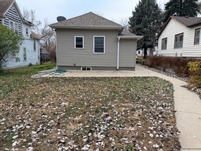 1119 Hill Ave in Sioux City, IA - Building Photo - Building Photo