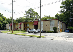 The Residence in Memphis, TN - Building Photo - Building Photo