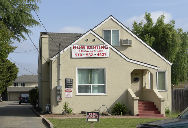 542-548 Cherry Way in Hayward, CA - Building Photo - Building Photo