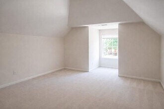 2820 Jamont Ct in Marietta, GA - Building Photo - Building Photo