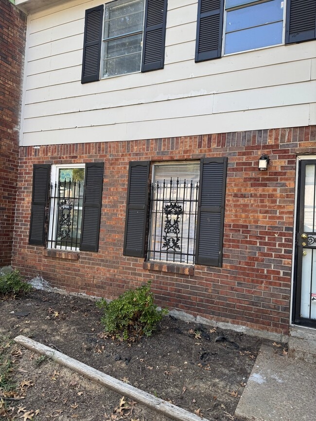3053 St Cloud Pl in Memphis, TN - Building Photo - Building Photo