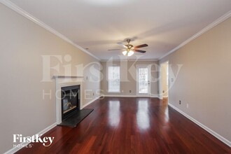 6214 Forest Pond Dr in Charlotte, NC - Building Photo - Building Photo