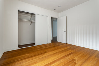 Martel Apartments in Los Angeles, CA - Building Photo - Interior Photo