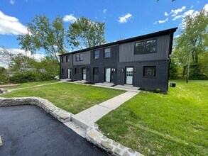 1217 Mary Ross Ave in Shelbyville, KY - Building Photo - Building Photo