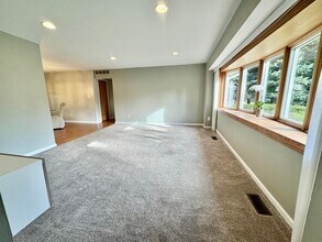 24461 Willow Ln in Novi, MI - Building Photo - Building Photo