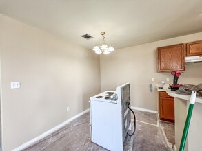 106 Long Ln in New Braunfels, TX - Building Photo - Building Photo