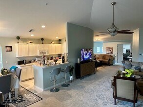 1280 Henley St in Naples, FL - Building Photo - Building Photo