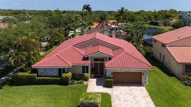 9441 NW 10th St in Plantation, FL - Building Photo - Building Photo
