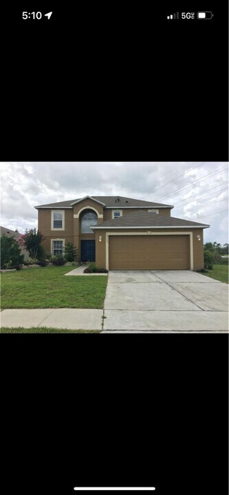 2135 Corner Point Ct in Orlando, FL - Building Photo