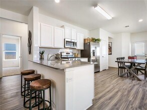 113 High Plains Pass in Liberty Hill, TX - Building Photo - Building Photo