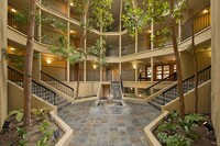 Atrium Downtown in Walnut Creek, CA - Foto de edificio - Building Photo