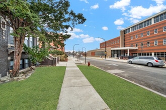 1226 S 60th Ct in Cicero, IL - Building Photo - Building Photo