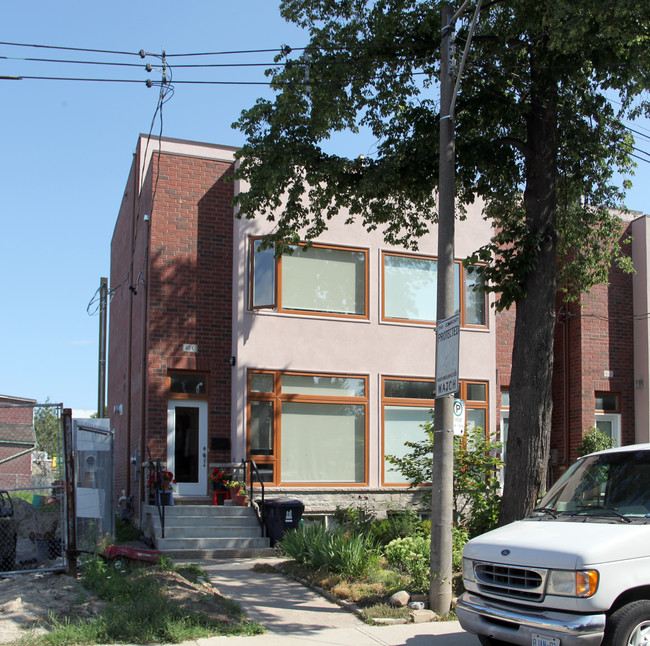 38-42 Yarmouth Rd in Toronto, ON - Building Photo - Building Photo