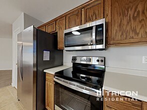 43714 Cale Dr in Maricopa, AZ - Building Photo - Building Photo