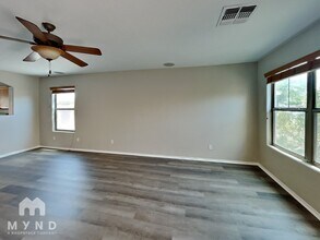 836 W Burkhalter Dr in Queen Creek, AZ - Foto de edificio - Building Photo