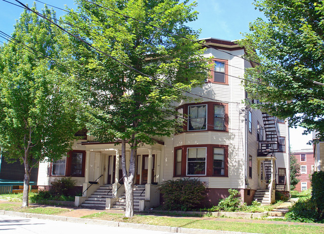 63-65 Gray St in Portland, ME - Building Photo - Building Photo