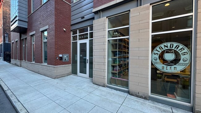 116 W 15th St, Unit 303 in Cincinnati, OH - Building Photo - Building Photo