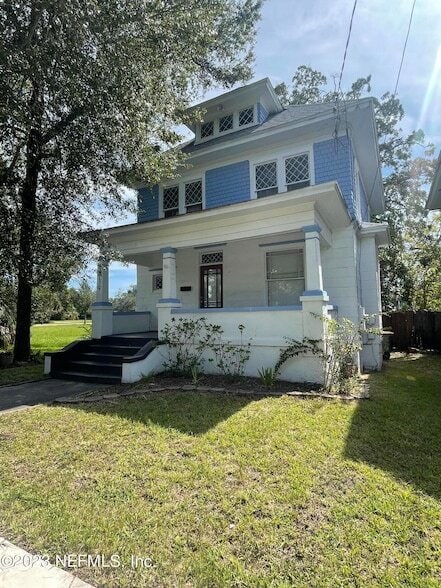property at 1739 Silver St