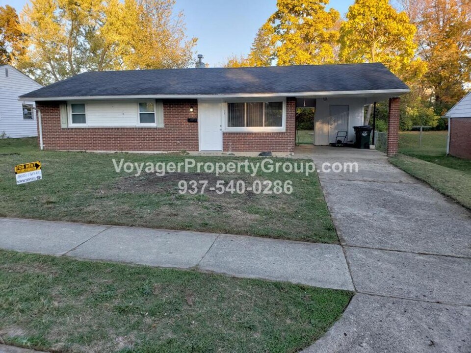 18 Carma Dr in Trotwood, OH - Building Photo