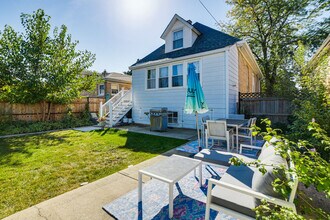 4642 W Montana St in Chicago, IL - Building Photo - Building Photo