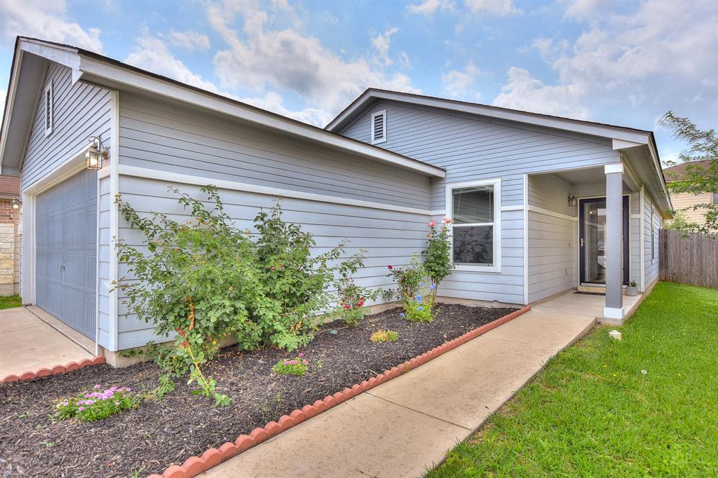 2206 Weiss Ln in Georgetown, TX - Building Photo