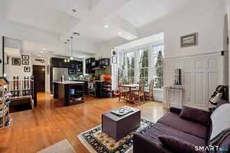 591 Orange St in New Haven, CT - Building Photo - Building Photo