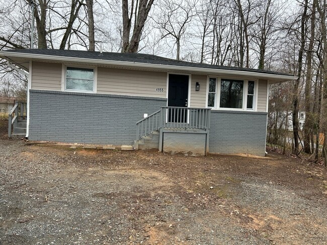 property at 4955 Deland St