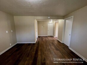 1857 W 12th Ave in Eugene, OR - Building Photo - Building Photo