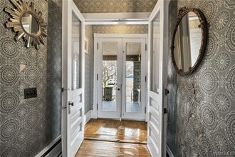 370 Bryant St in Buffalo, NY - Building Photo - Building Photo