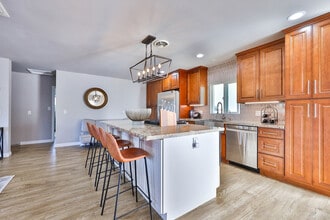 6421 Carthage St, Unit ID1382147P in San Diego, CA - Foto de edificio - Building Photo