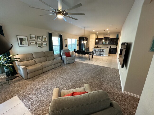 property at 909 Hartman Dr