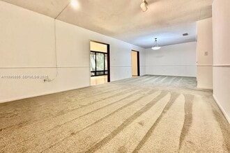 2816 SW 14th Dr in Gainesville, FL - Building Photo - Building Photo