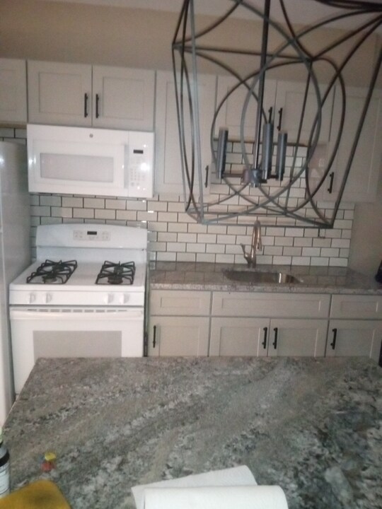 2222 S 15th St Photo