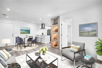 5414 Newcastle Ave, Unit 10 in Los Angeles, CA - Foto de edificio - Building Photo