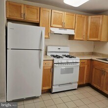 1816 Montrose St in Philadelphia, PA - Building Photo - Building Photo