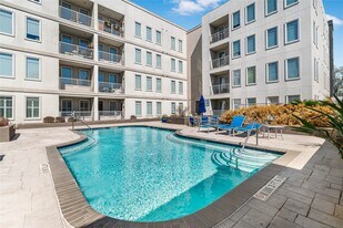 505 Jackson Hill St in Houston, TX - Building Photo