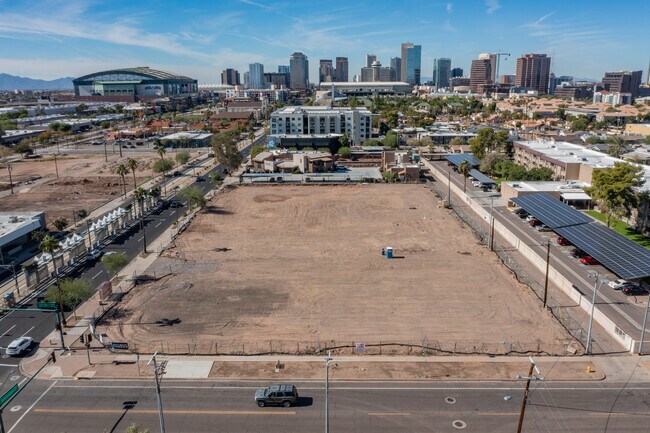 The Ragsdale in Phoenix, AZ - Building Photo - Building Photo