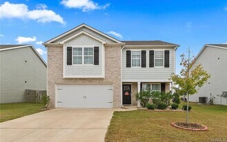 7419 Trestle Pl in Northport, AL - Building Photo