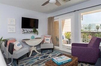 9520 Seawall Blvd, Unit 235 in Galveston, TX - Building Photo - Building Photo