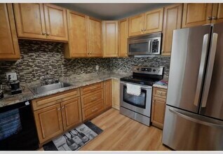 14 Heron St, Unit 410 in Boston, MA - Building Photo - Building Photo